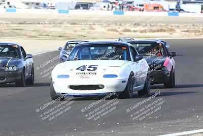 media/Jan-25-2025-CalClub SCCA (Sat) [[03c98a249e]]/Race 4/